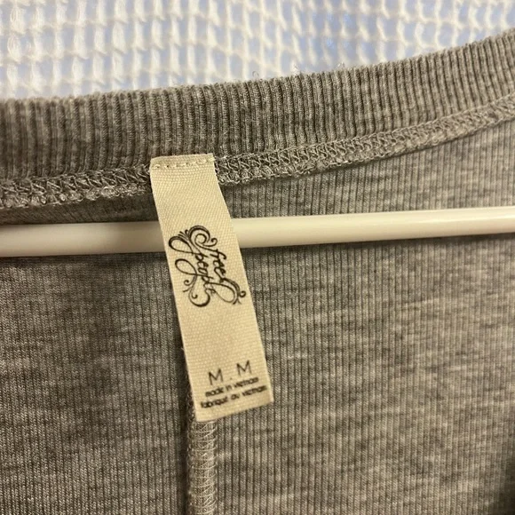 Free People Flowy January Top in Heather Gray Size M - Picture 7 of 9